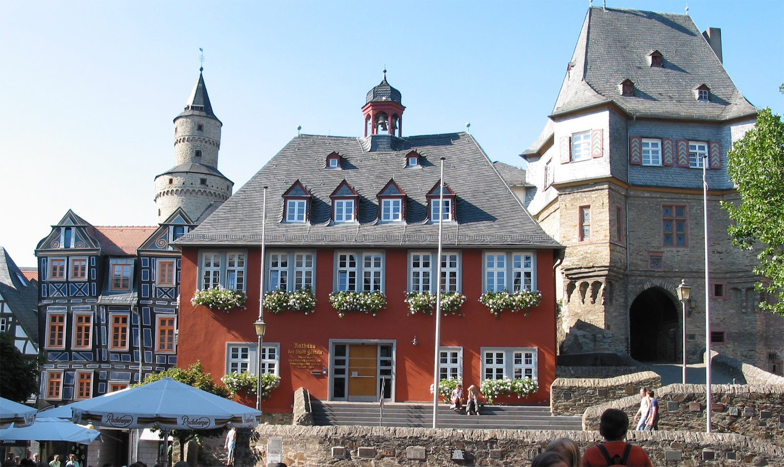 Idsteiner Rathaus und Burg